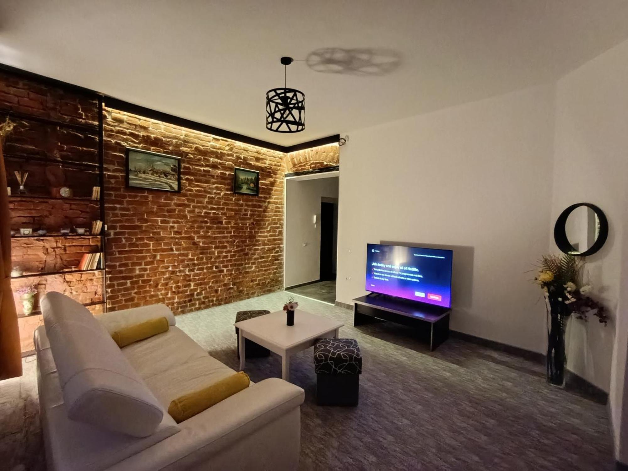 Apartament Ultracentral Oradea Exterior foto